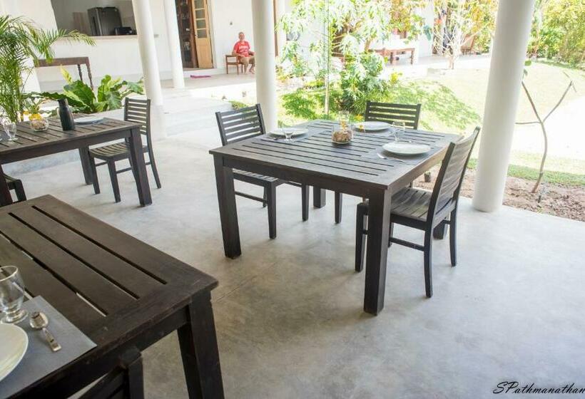 Стандартный Номер Кровать Кинг, South House Weligama
