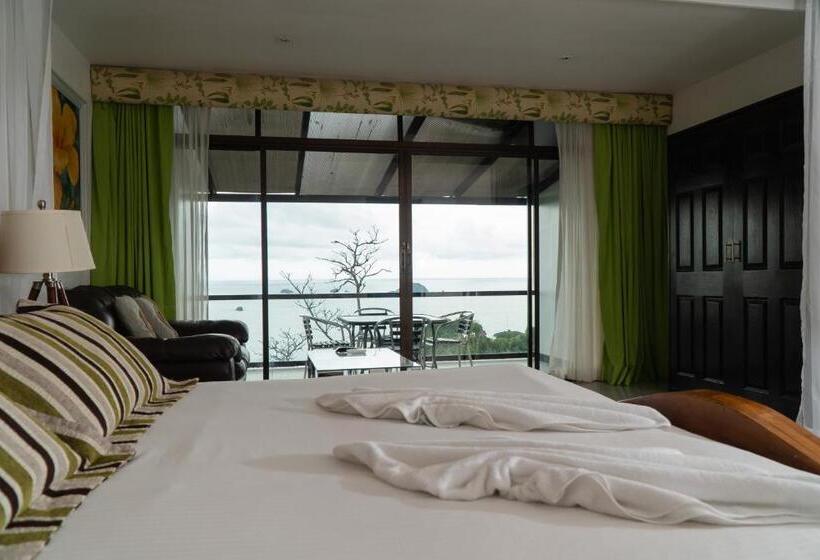 Номер Superior Вид на Море, Layan Hotel & Spa