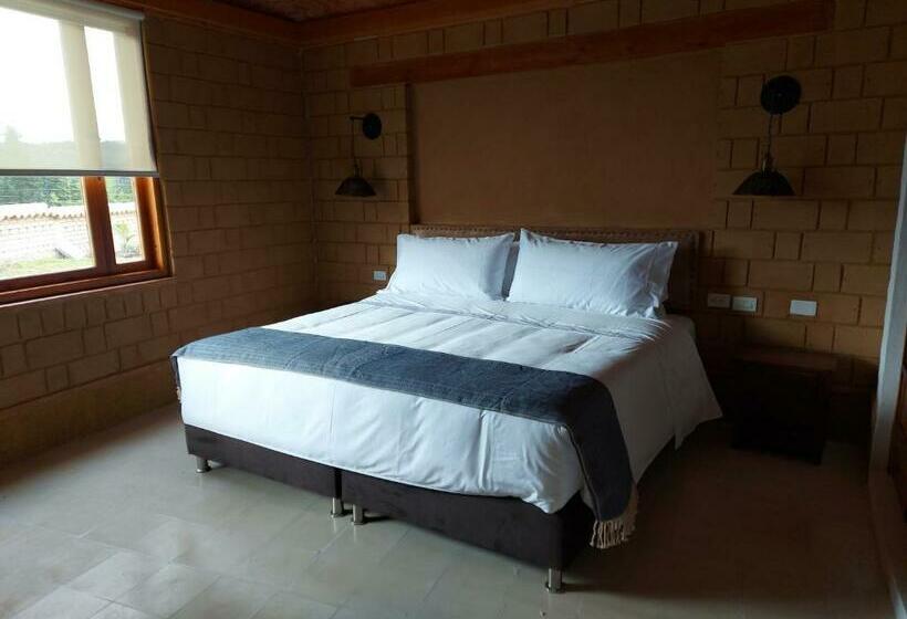 Полулюкс, La Alhambra Hotel Boutique