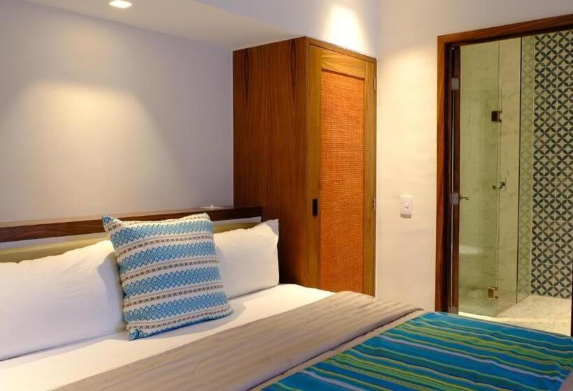 Junior Suite, Eloisa