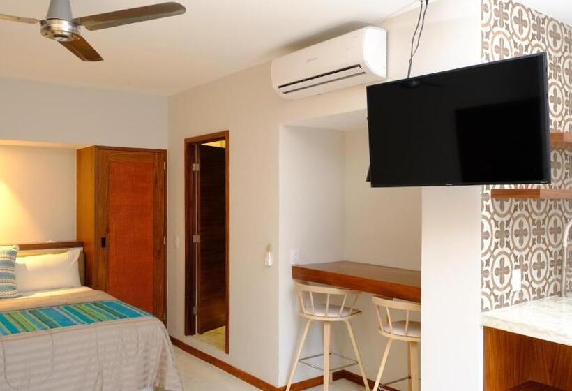 Junior Suite, Eloisa