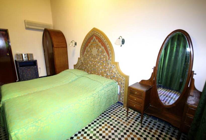 标准间, Riad El Ghalia