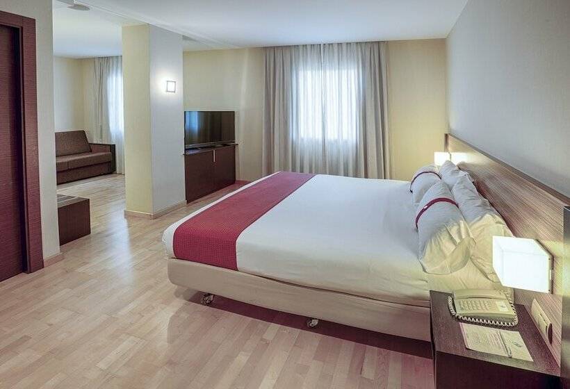 Номер Стандарт, Port Elche