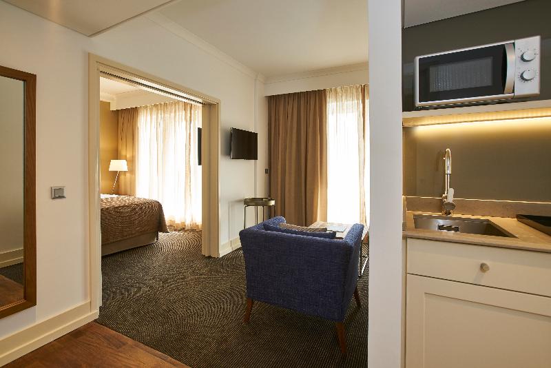 Quarto Familiar, Portobay Marques
