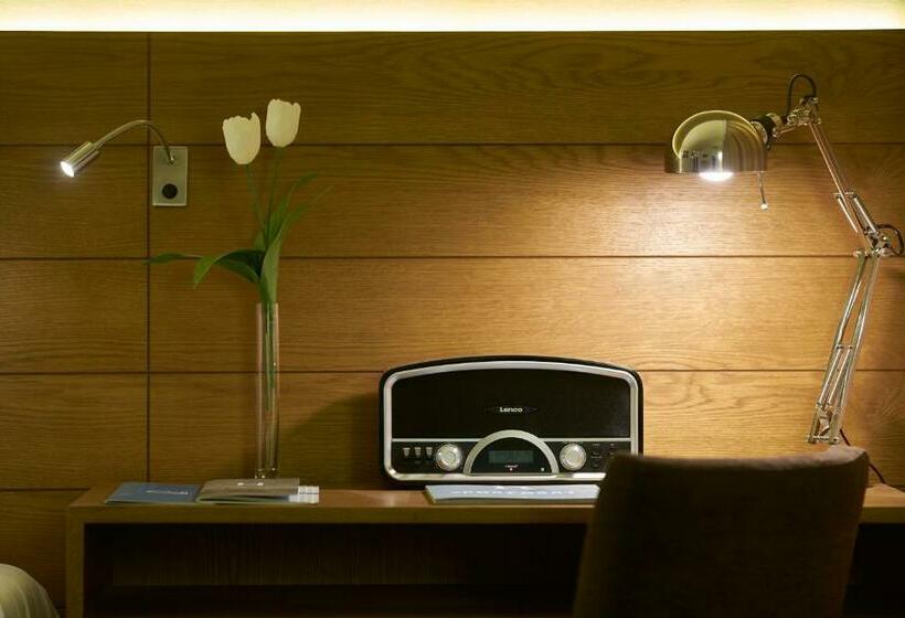 Quarto standard, Portobay Marques