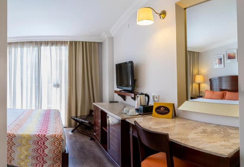 Bahçe Manzaralı 4 kişilik Standart Oda, Akdora Resort & Spa