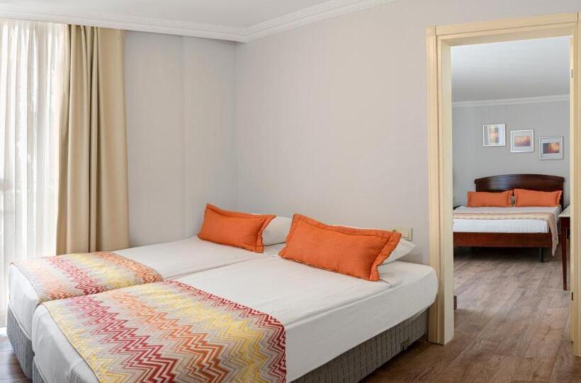 Aile Odası, Akdora Resort & Spa