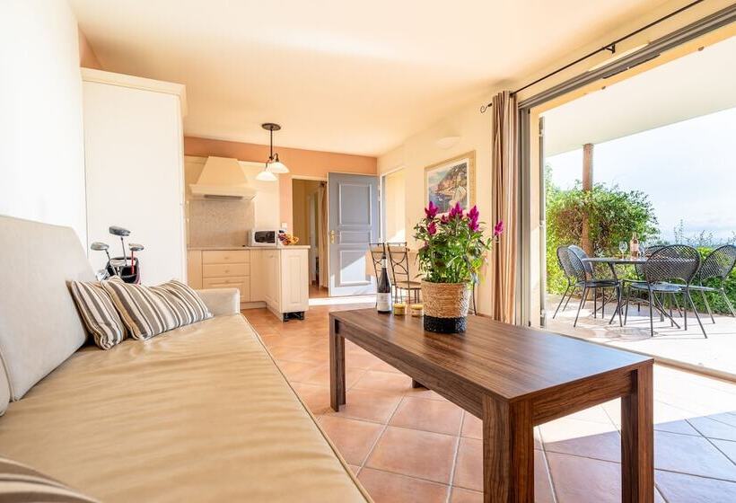 Апартаменты 2 Спальни, Madame Vacances Domaine Du Provence Country Club Service Premium
