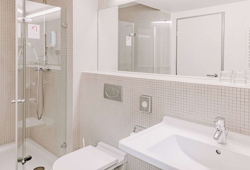 Номер Комфорт Индивидуальный, Vienna House Easy By Wyndham Stuttgart