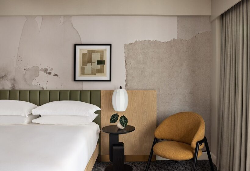 프리미엄 룸, Kimpton Theta New York   Times Square, An Ihg