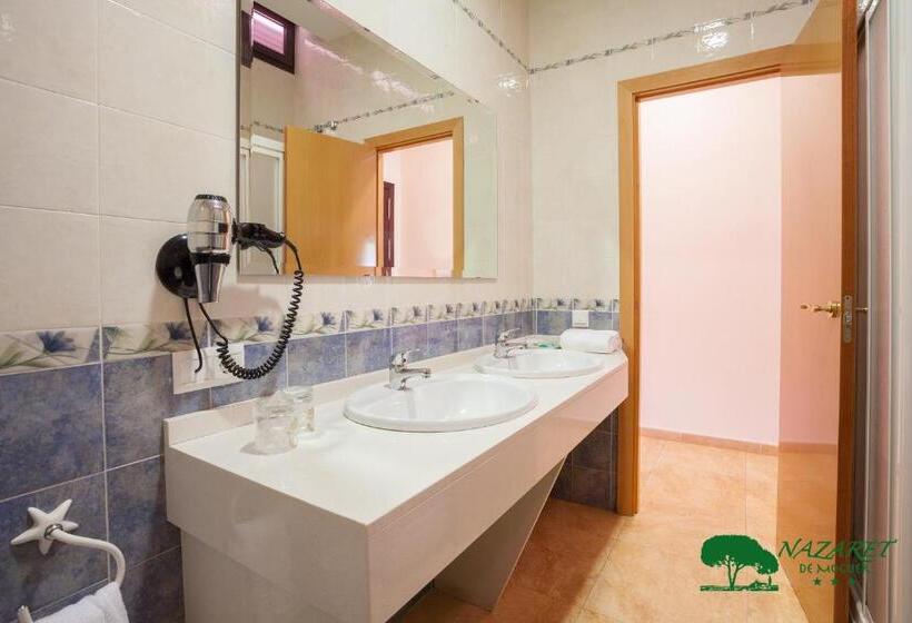 Номер Стандарт Трехместный, Complejo Turístico Rural Nazaret De Moguer