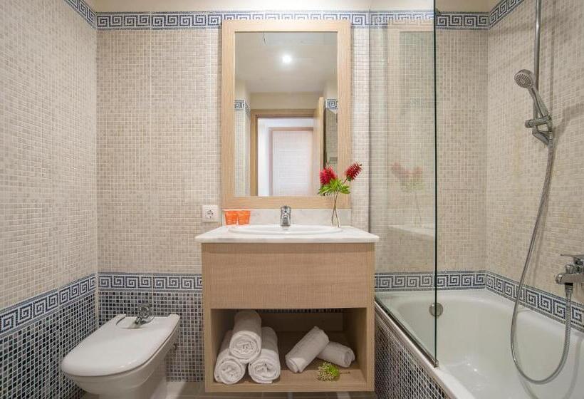 Апартаменты 2 Спальни, Pierre & Vacances Resort Bonavista De Bonmont
