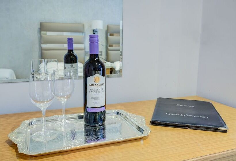 Номер Стандарт Трехместный, Admiral Hotel At Park Avenue