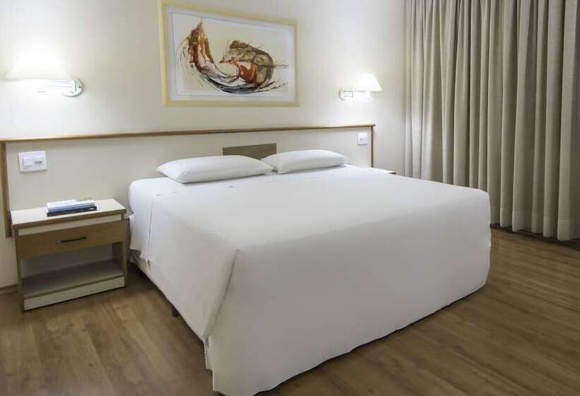Номер Deluxe, Dan Inn Sorocaba