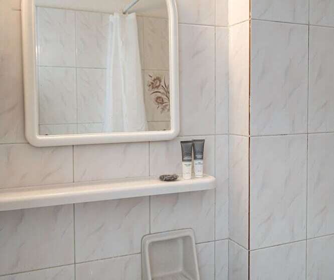 Chambre Standard, Ikaros