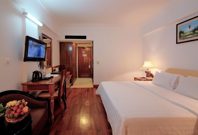 Номер Superior Вид на Город, Somadevi Angkor Resort & Spa