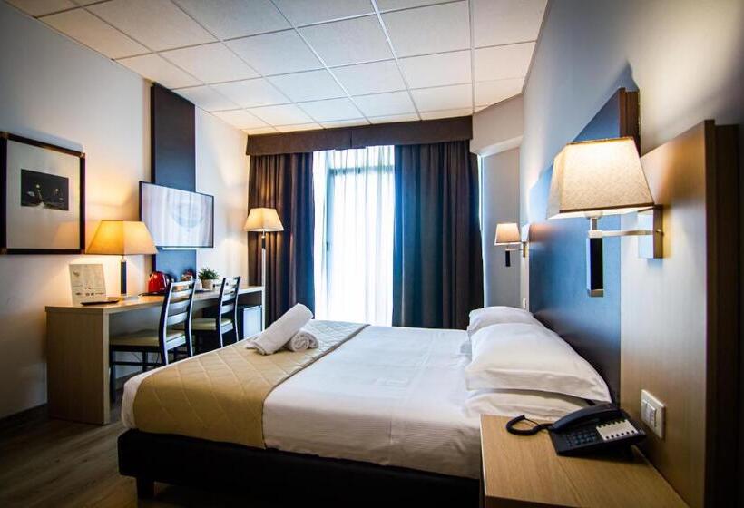 Номер Стандарт с Балконом, Tuscany Inn