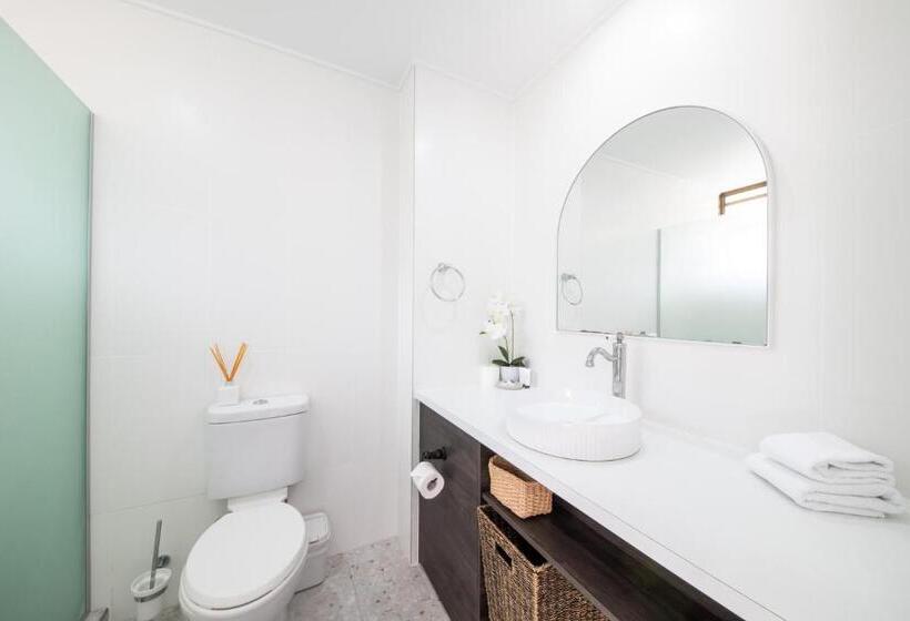 Superior Studio Sea View, Ocean Views At Whitsunday Terraces Resort