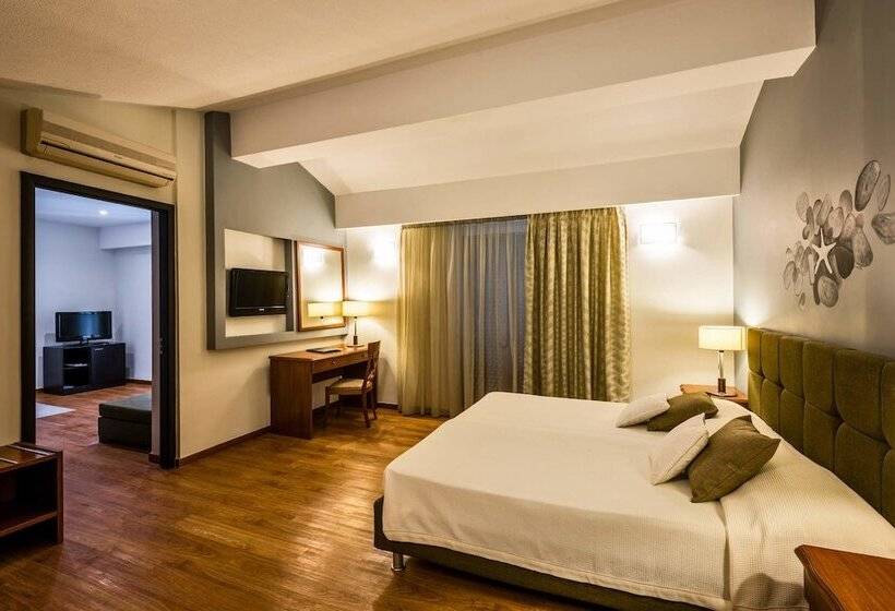Люкс, Mediterranean Beach Resort