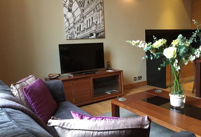 Апартаменты 1 Спальня, Quebecs Luxury Apartments