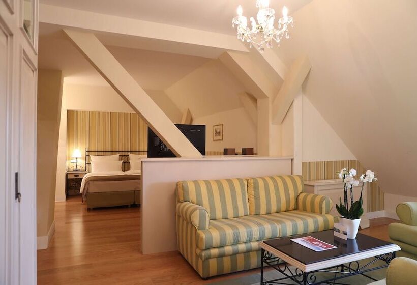 Полулюкс, Atlantic Grand Hotel Travemünde