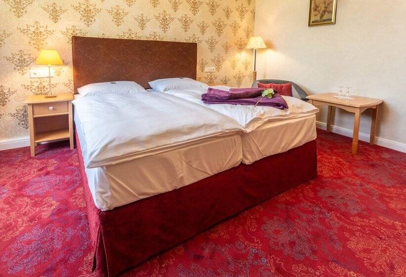Номер Комфорт, Erbprinzenpalais