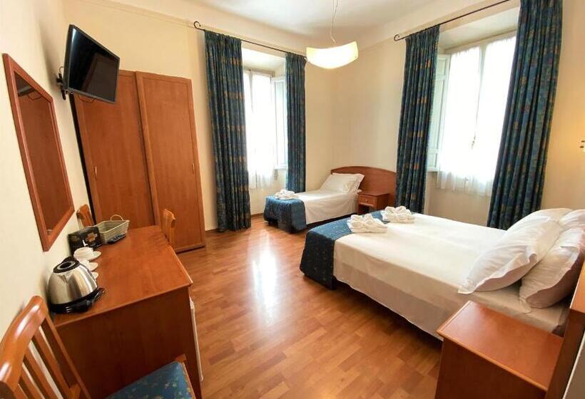 اتاق راحتی سه تخته, Soggiorno Madrid