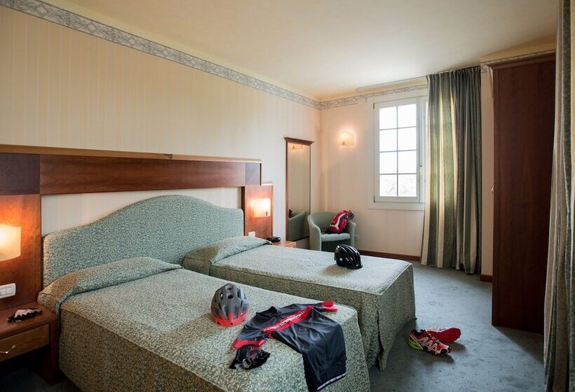 Номер Superior, Phi Hotel Astoria