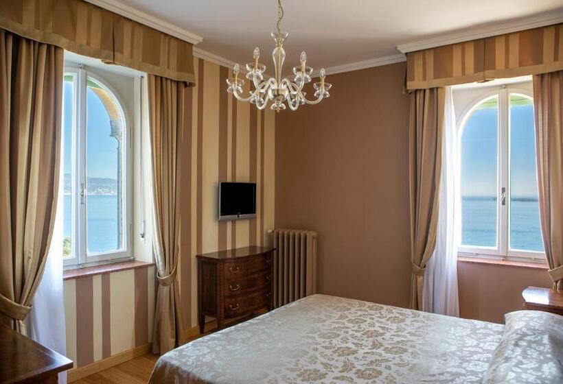 Полулюкс Вид на Озеро, Villa Del Sogno