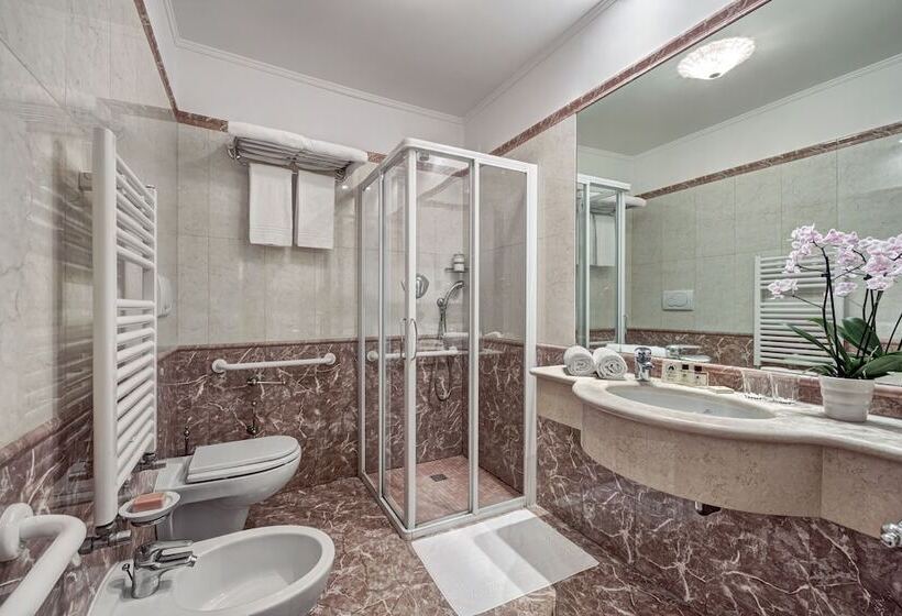 اتاق استاندارد چهار تخته, Antica Locanda Al Gambero