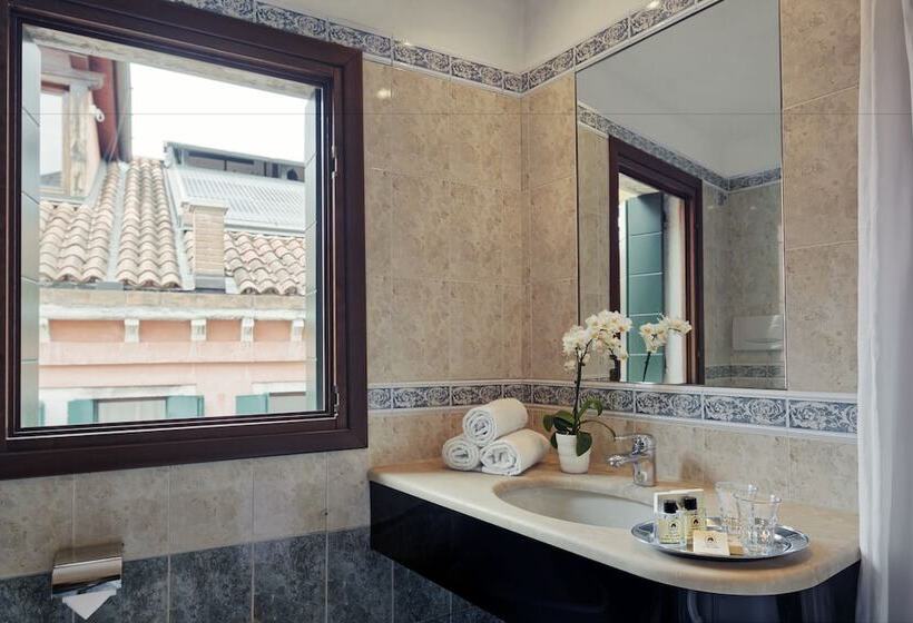 اتاق اکونومی, Antica Locanda Al Gambero