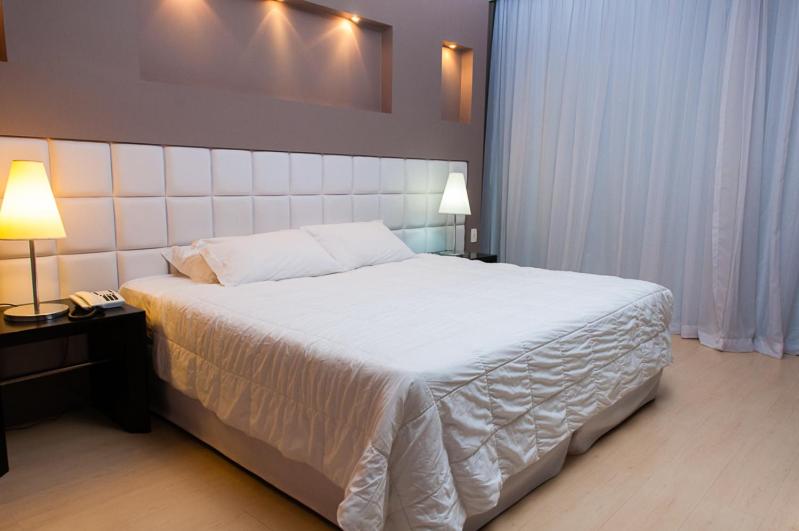 스위트, Favorita Golden Hotel E Eventos