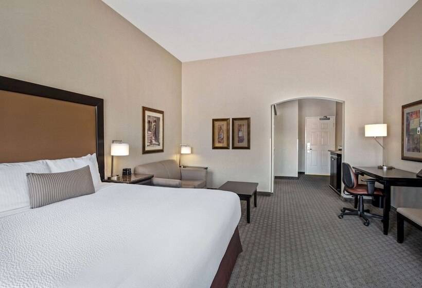 Номер Executive, La Quinta By Wyndham Paso Robles
