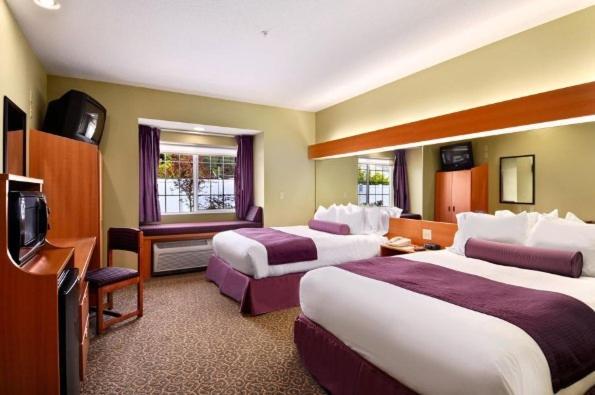 Номер Стандарт, Stay Beyond Inn & Suites