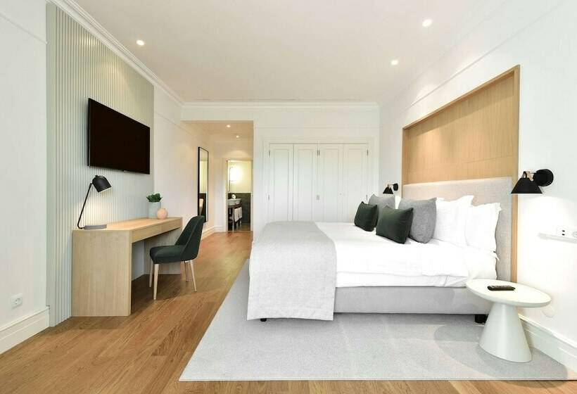 Suite Duplex, Dolce Camporeal Lisboa