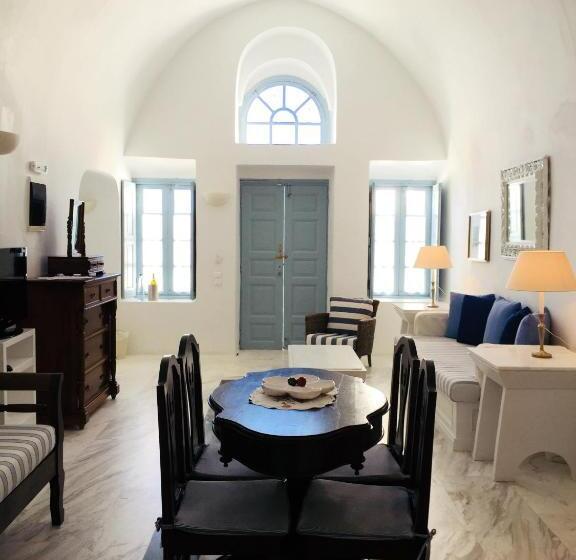 Номер Стандарт, Aigialos Luxury Traditional Settlement