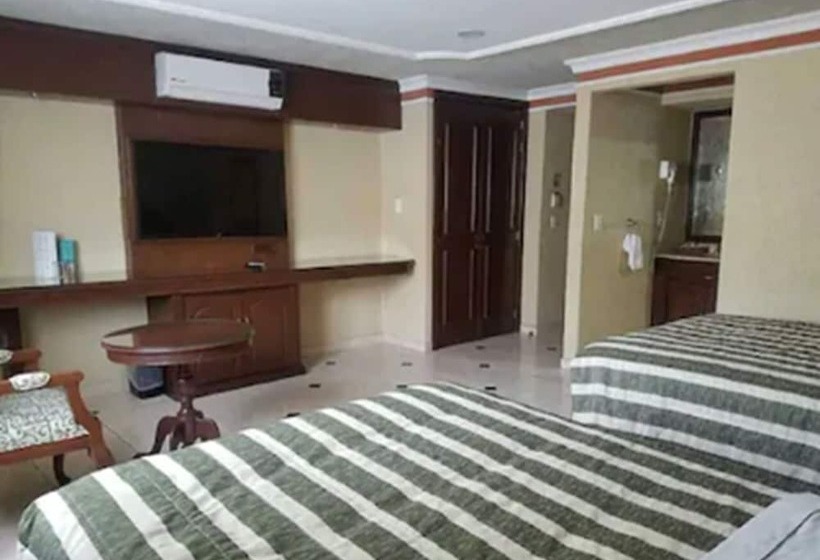 Chambre Executive, Casino Plaza