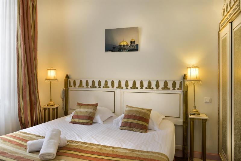 Трехместный Номер Superior, Hôtel & Spa Du Domaine Des Thômeaux, The Originals Relais