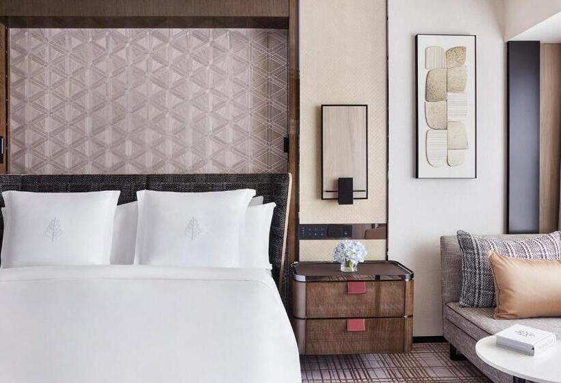 이그제큐티브 룸 킹사이즈 침대, Four Seasons Hotel Hong Kong