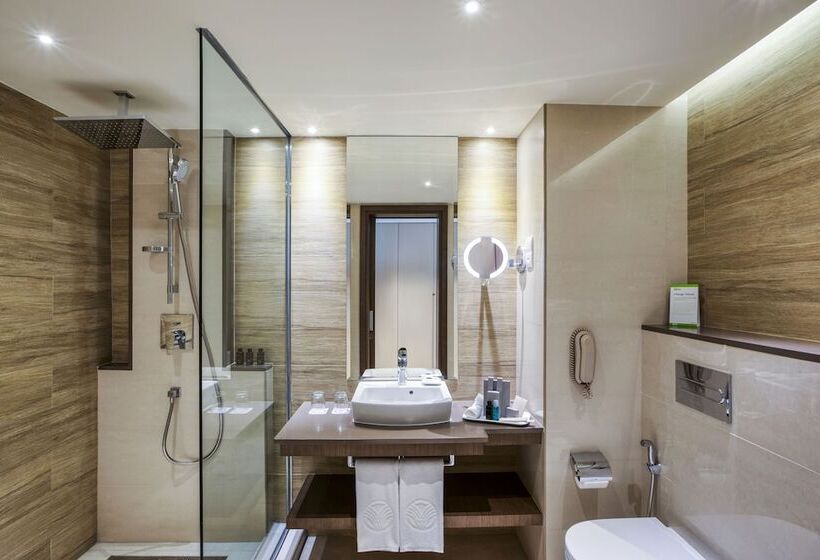 Люкс Вид на Сад, Fujairah Rotana Resort & Spa   Al Aqah Beach