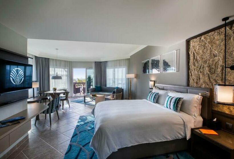 Номер Стандарт Вид на Море с Балконом, Fujairah Rotana Resort & Spa   Al Aqah Beach
