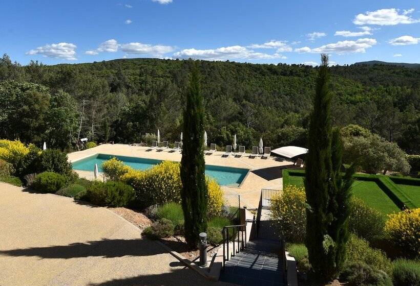 Номер Престиж, Mercure Brignoles Golf De Barbaroux & Spa