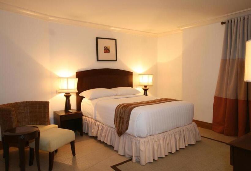 3침실 스위트, Crown Regency Suites Mactan