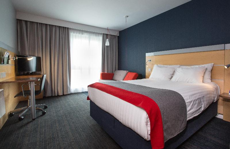 Номер Стандарт Адаптированный для Инвалидов, Holiday Inn Express Hamilton, An Ihg