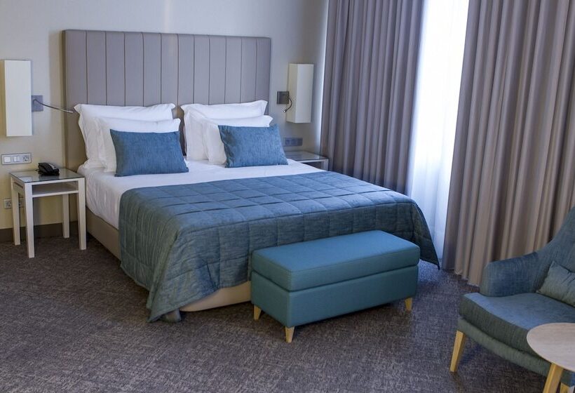 Номер Стандарт, Montebelo Girassol Maputo