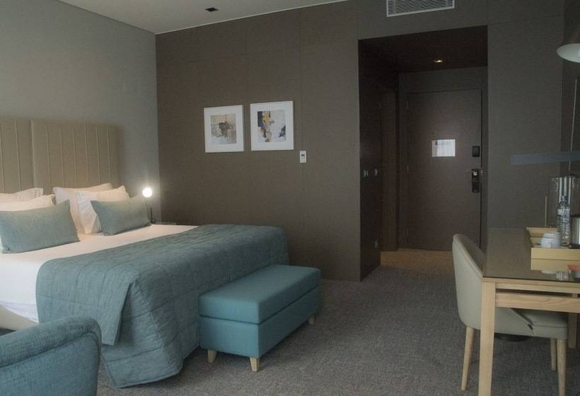 Номер Стандарт, Montebelo Girassol Maputo
