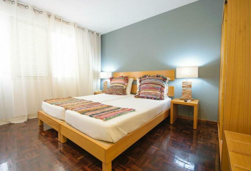 اتاق استاندارد با چشم‌انداز شهر, Oasis Porto Grande
