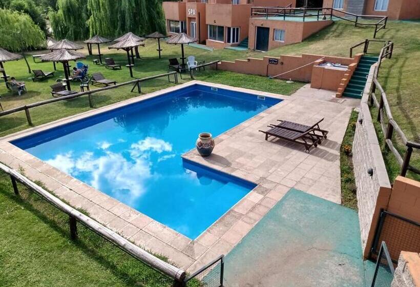 اتاق استاندارد با بالکن, Posada Terrazas Con Pileta Climatizada