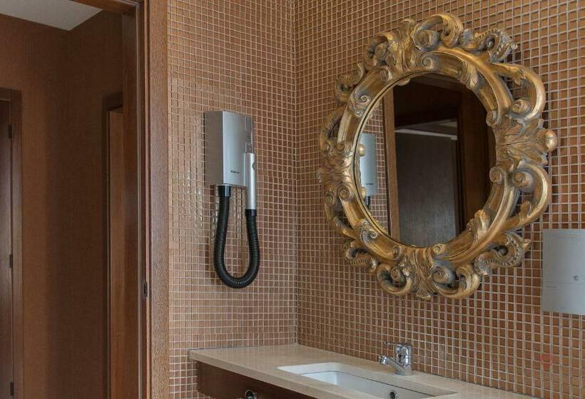 Люкс, Your Hotel & Spa Alcobaça