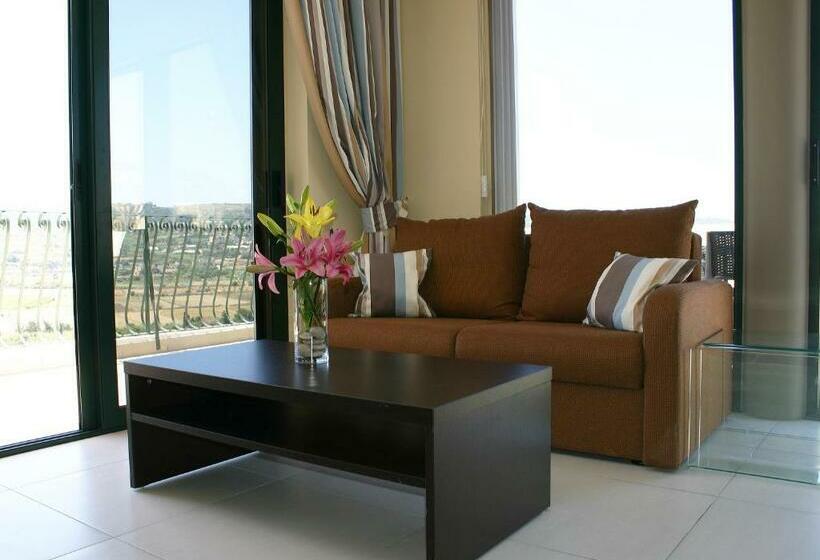 اتاق پنت هاوس, Porto Azzurro Aparthotel